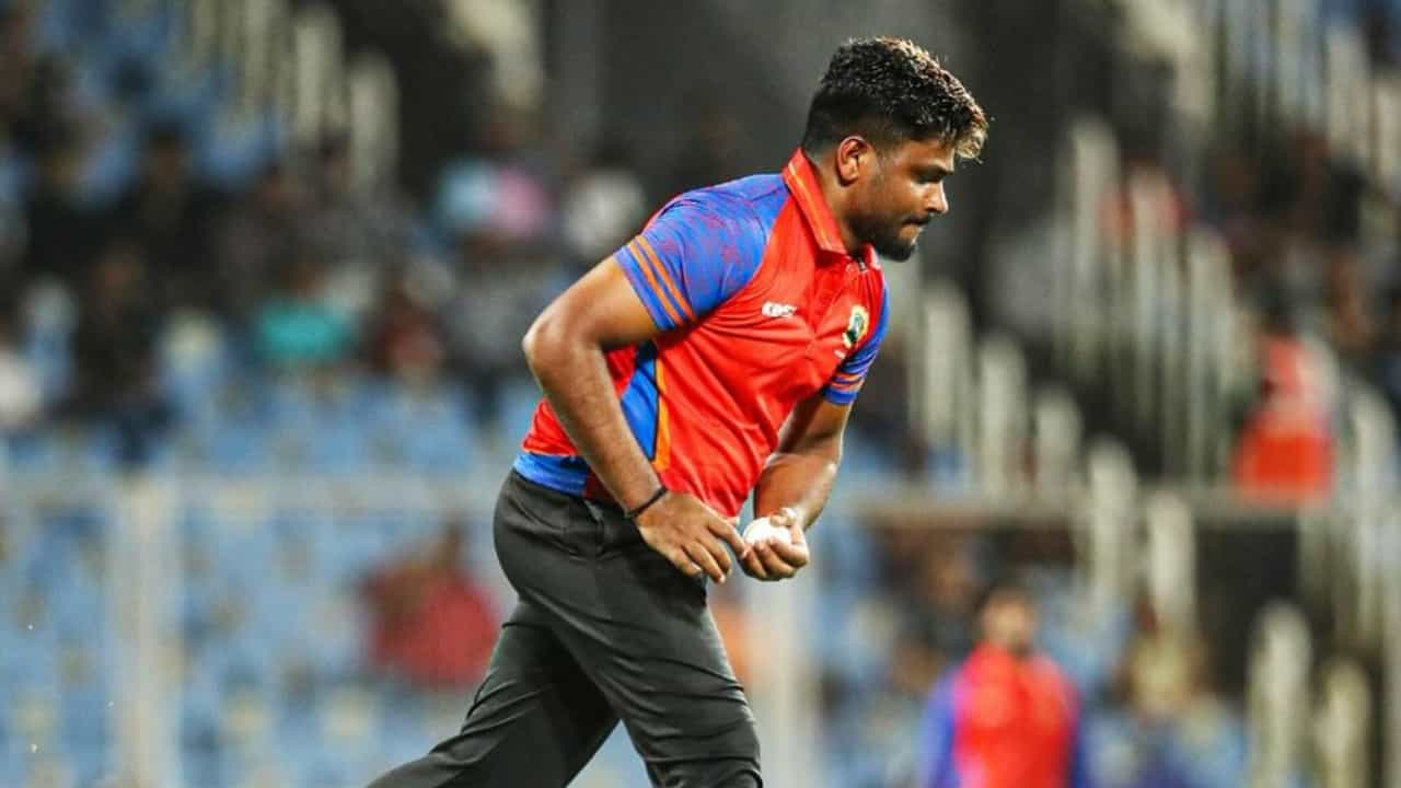 Sanju Samson: അഹങ്കാരമെന്ന് നാട്ടുകാർ പറയും; പക്ഷേ, ആ അഹങ്കാരമാണ് എന്നെ ഇവിടെ എത്തിച്ചത്: കയ്യടിനേടി സഞ്ജു സാംസൺ Sanju Samson: അഹങ്കാരമെന്ന് നാട്ടുകാർ പറയും; പക്ഷേ, ആ അഹങ്കാരമാണ് എന്നെ ഇവിടെ എത്തിച്ചത്: കയ്യടിനേടി സഞ്ജു സാംസൺ