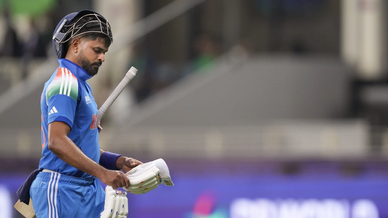 ഏഷ്യാ കപ്പിനുള്ള ഇന്ത്യന്‍ ടീമിലേക്ക് ശ്രേയസ് അയ്യരെയും, ജിതേഷ് ശര്‍മയെയും പരിഗണിച്ചേക്കുമെന്ന് സൂചന. ഗൗതം ഗംഭീര്‍ പരിശീലകനായതിന് ശേഷം ഇരുവരും ഇന്ത്യയുടെ ടി20 ടീമില്‍ കളിച്ചിട്ടില്ല. എന്നാല്‍ ഏഷ്യാ കപ്പിലേക്ക് പരിഗണിച്ചേക്കുമെന്ന് സ്‌പോര്‍ട്‌സ്റ്റാര്‍ റിപ്പോര്‍ട്ട് ചെയ്തു (Image Credits: PTI)