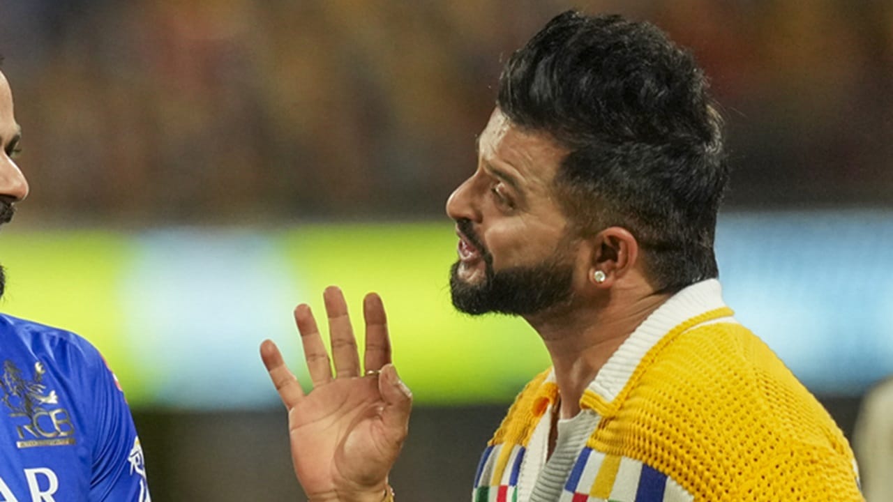 തകര്പ്പന് പ്രകടനമാണ് ഡി വില്ലിയേഴ്സ് പുറത്തെടുത്തതെന്നും റെയ്ന കുറിച്ചു. ആദ്യം ബാറ്റ് ചെയ്ത പാകിസ്ഥാൻ ചാമ്പ്യന്സ് 20 ഓവറിൽ അഞ്ച് വിക്കറ്റ് നഷ്ടത്തില് 195 റണ്സെടുത്തു. 16.5 ഓവറില് ഒരു വിക്കറ്റ് നഷ്ടത്തില് ദക്ഷിണാഫ്രിക്ക ചാമ്പ്യന്സ് വിജയിച്ചു (Image Credits: PTI)