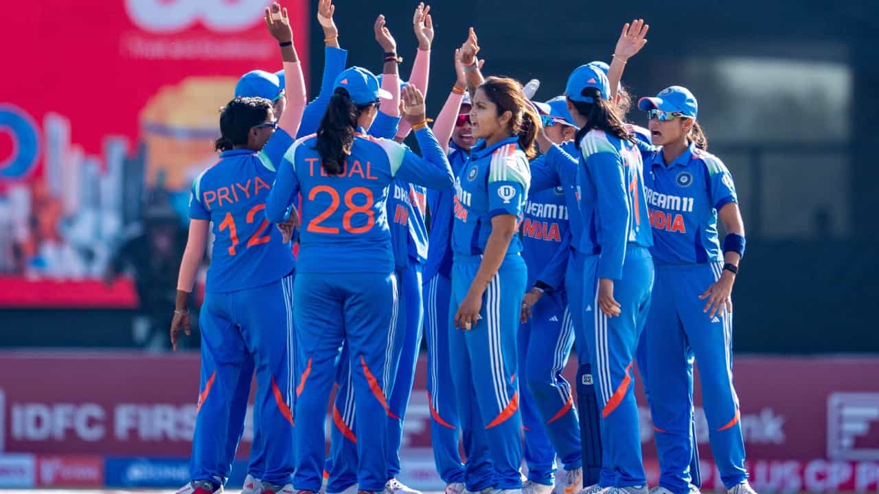 Womens ODI World Cup 2025: വനിതാ ലോകകപ്പിനുള്ള ടീം പ്രഖ്യാപിച്ചു; മലയാളി താരങ്ങൾ ടീമിലില്ല, ഷഫാലിക്കും ഇടം നഷ്ടമായി Womens ODI World Cup 2025: വനിതാ ലോകകപ്പിനുള്ള ടീം പ്രഖ്യാപിച്ചു; മലയാളി താരങ്ങൾ ടീമിലില്ല, ഷഫാലിക്കും ഇടം നഷ്ടമായി