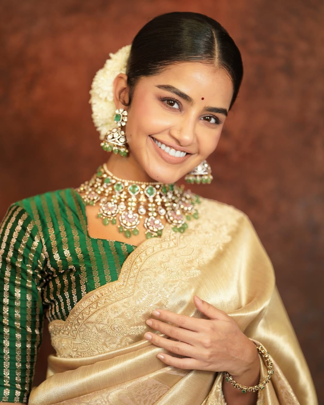 സിനിമയ്ക്ക് വേണ്ടി കഷ്ടപ്പെട്ടു എന്ന് പറയാൻ തനിക്ക് താത്പര്യമില്ലെന്നാണ് അനുപമ പറയുന്നത്.  ഇഷ്ടപ്പെട്ട് ചെയ്യുമ്പോൾ അതിൽ കഷ്ടപ്പാടില്ലെന്നും അത് വളരെ ആസ്വദിച്ചാണ് ചെയ്യുന്നതെന്നും താരം പറയുന്നു.  ഒരു സ്ത്രീ കേന്ദ്ര കഥാപാത്രമായി എത്തുന്ന ചിത്രം റിലീസ് ഘട്ടത്തിലേക്ക് എത്തുന്നതുവരെ ഒരുപാട് അനുഭവിച്ചു എന്ന് പറഞ്ഞ താരം വേദിയിൽ പൊട്ടിക്കരയുകയായിരുന്നു.