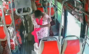 Tamil Nadu: ഓടുന്ന ബസിൽ നിന്ന് ഒരു വയസ്സുള്ള കുഞ്ഞ് വീണു, സംഭവം തമിഴ്നാട്ടിൽ