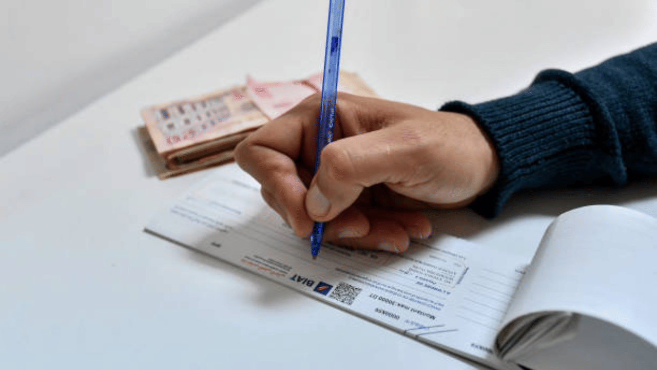 RBI Cheque Clear Rule: പണമെത്താൻ ഇനി കാത്തിരിക്കേണ്ട, ചെക്ക് ക്ലിയർ ആകാൻ മണിക്കൂറുകൾ മാത്രം