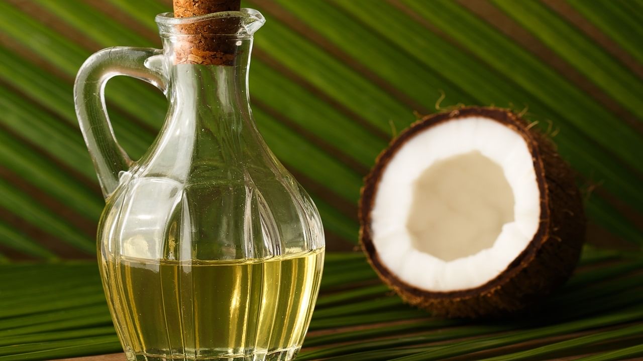 Ssubstandard Coconut Oil: വില വര്‍ധനവ് മുതലെടുത്ത് വ്യാജ വെളിച്ചെണ്ണകള്‍; പിടികൂടാനുറച്ച് ഭക്ഷ്യ സുരക്ഷാ വകുപ്പ്