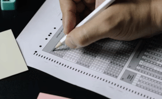 ​SET for gust teachers: ഗസ്റ്റ് അധ്യാപകരാകാനും ഇനി സെറ്റ് വേണോ? പുതിയ പ്രതിസന്ധിയിൽ സ്കൂളുകൾ