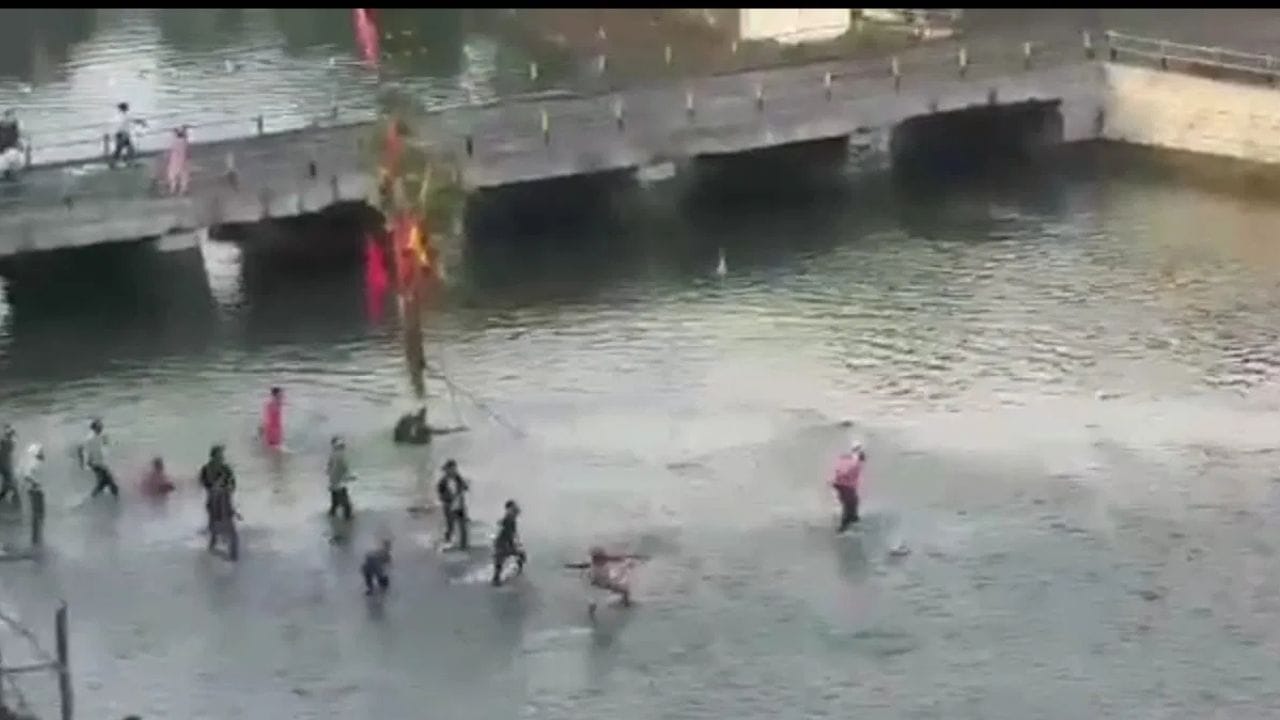 Gotmar fair: മധ്യപ്രദേശിൽ ഗോട്ട്മാർ മേള; ആചാരപ്രകാരമുള്ള കല്ലേറിൽ ആയിരത്തോളം പേർക്ക് പരിക്ക്