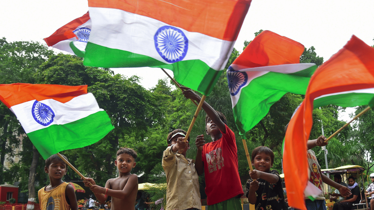 Independence Day Quiz: സ്വാതന്ത്ര്യ ദിന ക്വിസ്; ഈ ചോദ്യങ്ങളും ഉത്തരങ്ങളും പഠിക്കാം, സമ്മാനം ഉറപ്പ് Independence Day Quiz: സ്വാതന്ത്ര്യ ദിന ക്വിസ്; ഈ ചോദ്യങ്ങളും ഉത്തരങ്ങളും പഠിക്കാം, സമ്മാനം ഉറപ്പ്