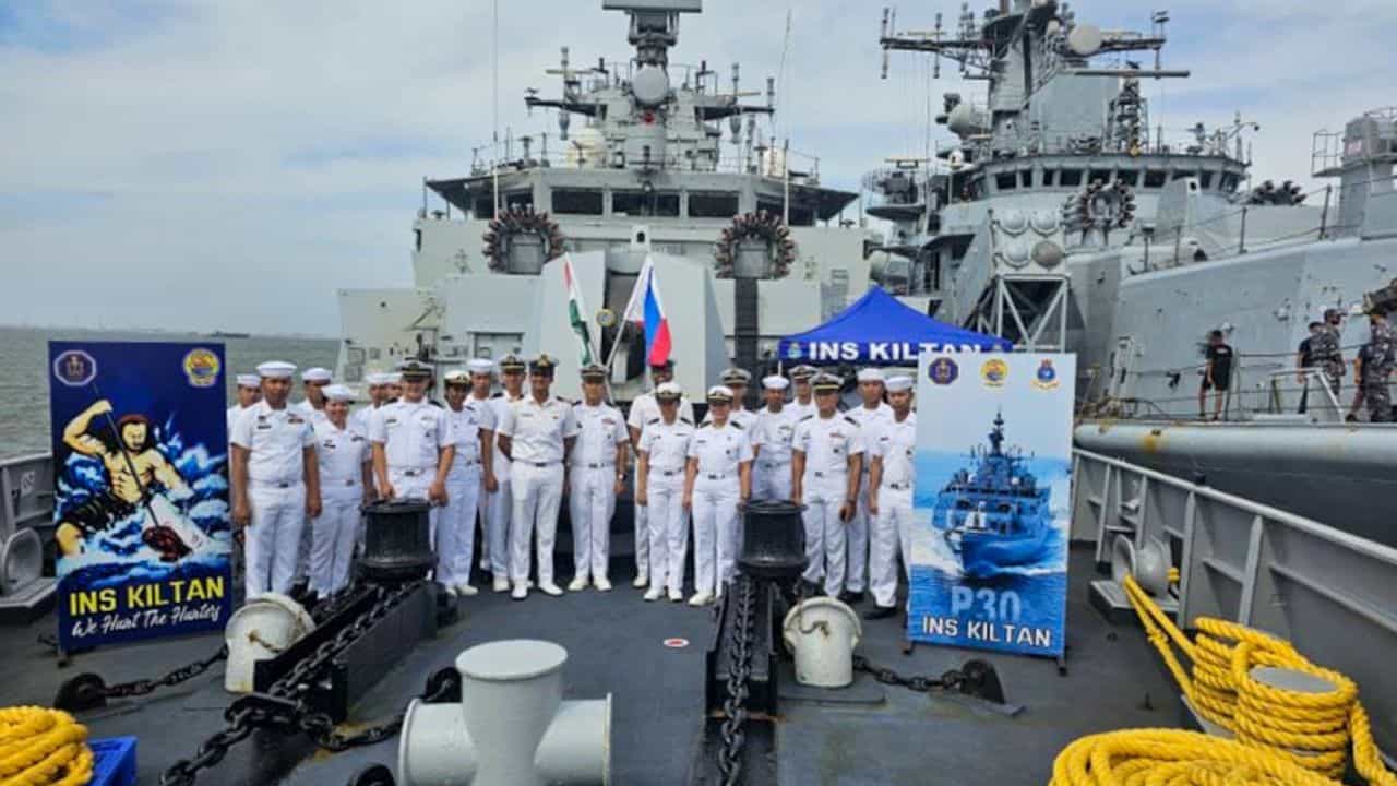 Indian Navy Recruitment: അരലക്ഷത്തിനു മുകളിൽ ശമ്പളം ആയിരത്തിലധികം ഒഴിവുകൾ ... ഇന്ത്യൻ നേവി വിളിക്കുന്നു...