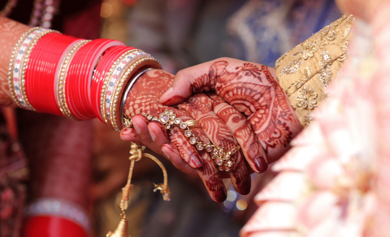 Government marriage schemes: വിവാഹ പ്രായമെത്തിയ മക്കളുണ്ടോ? സഹായം സർക്കാർ തരും, പദ്ധതികൾ ഇതെല്ലാം