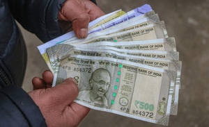 EMI vs Credit Card: ഒരു ലക്ഷം രൂപ വേണം; ഇഎംഐയോ ക്രെഡിറ്റ് കാർഡോ? ലാഭകരമേത്