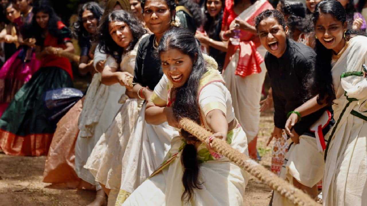 Onam 2025 : ഓണാഘോഷം കഴിഞ്ഞപ്പോഴേക്കും മുഖം കരുവാളിച്ചോ? പരീക്ഷിക്കാം ചില വീട്ടു വൈദ്യങ്ങൾ Onam 2025 : ഓണാഘോഷം കഴിഞ്ഞപ്പോഴേക്കും മുഖം കരുവാളിച്ചോ? പരീക്ഷിക്കാം ചില വീട്ടു വൈദ്യങ്ങൾ