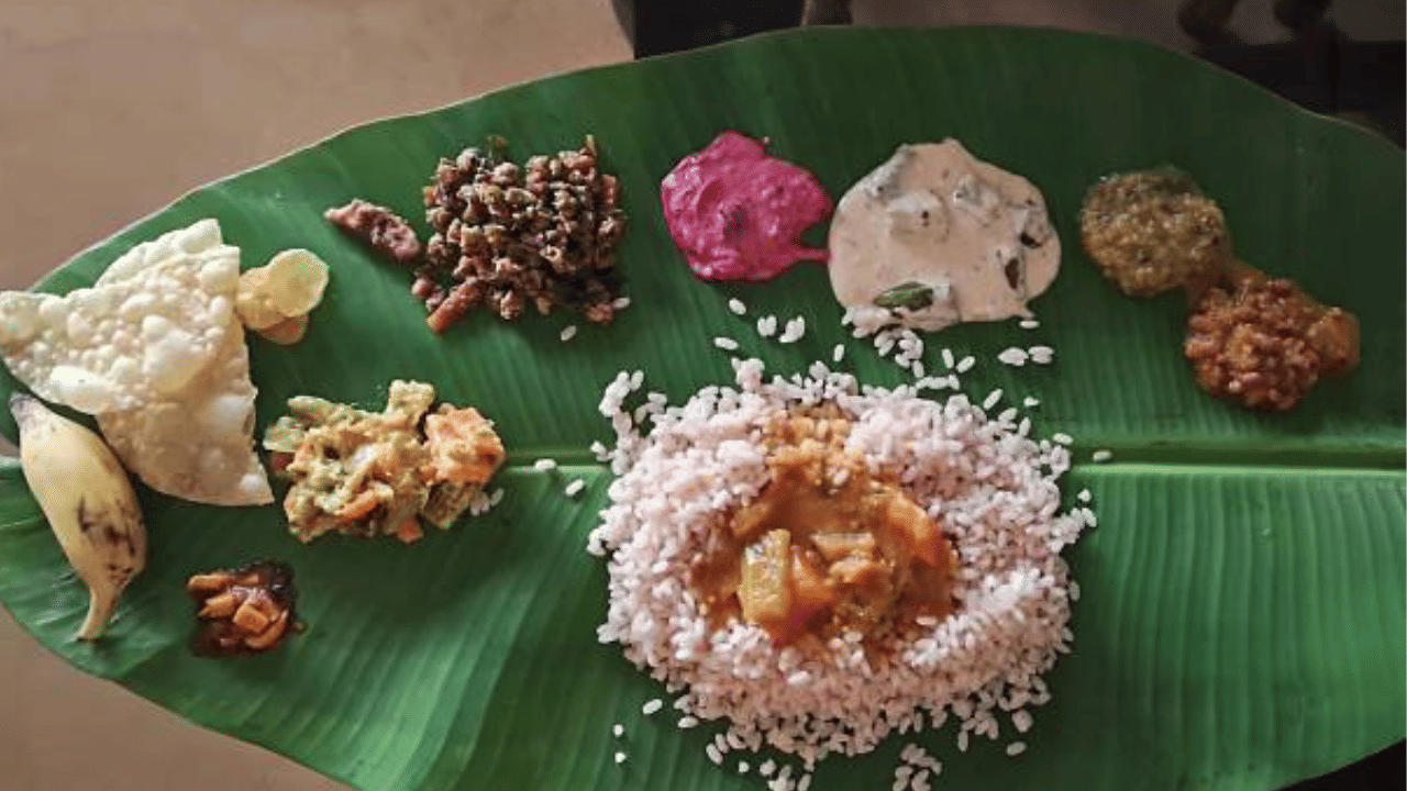 ഇഞ്ചിക്കറി നൂറ് കറികള്‍ക്ക് തുല്യമാണ് എന്നാണ് പഴമൊഴി. ദഹനപ്രശ്നങ്ങള്‍ക്കുള്ള ഉത്തമ പരിഹാരമാണിത്. ഇഞ്ചിയിലുള്ള ബയോആക്ടീവ് സംയുക്തമായ ജിഞ്ചറോള്‍ ഓക്സിഡേറ്റീവ് സ്ട്രെസ് കുറയ്ക്കാൻ സഹായിക്കും. (Image Credit: Getty Images)