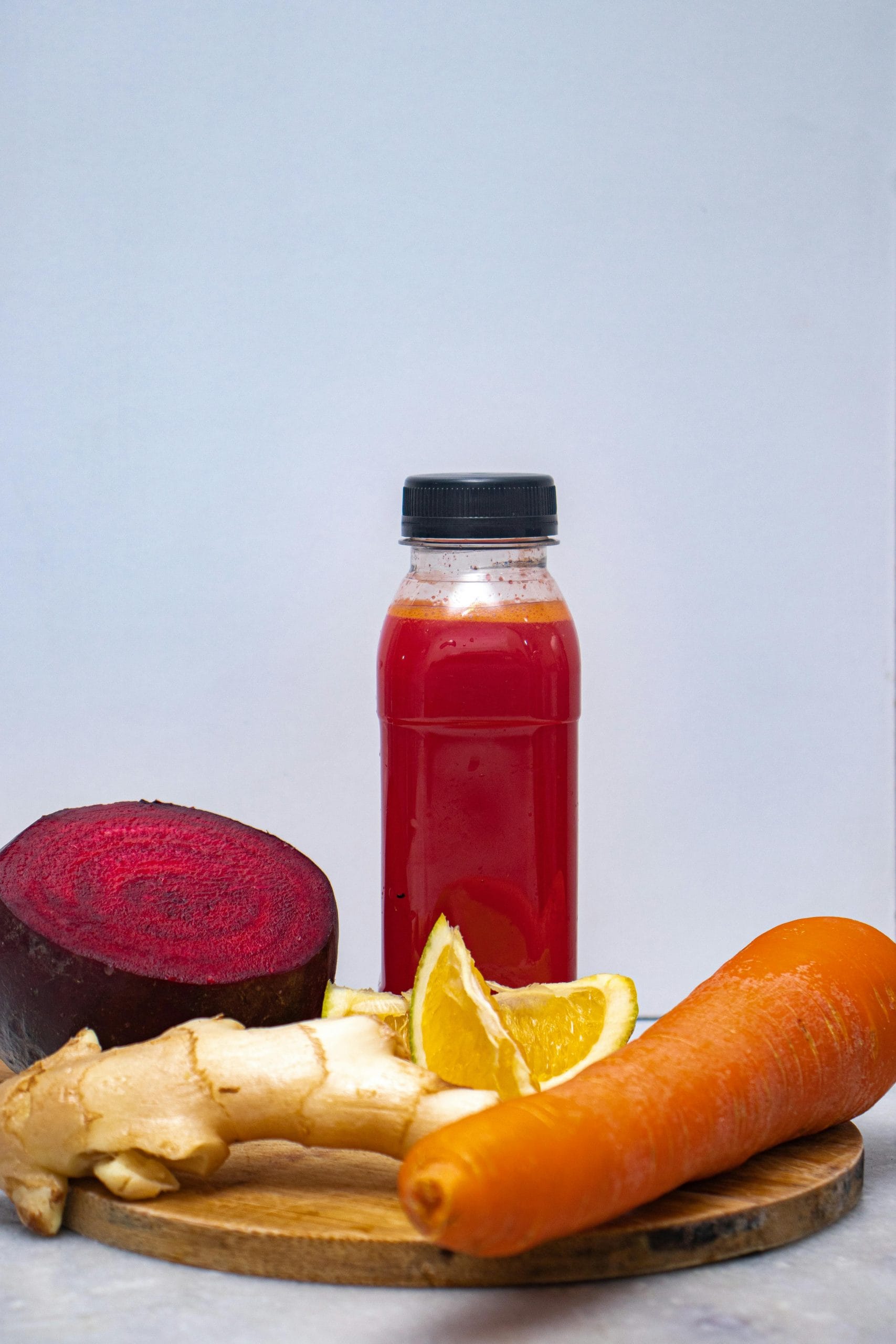 ഒരു ദിവസം ഒരു ഗ്ലാസ് ജ്യൂസ്, വെറും വയറ്റിൽ കുടിക്കുക. എന്നാൽ മെച്ചപ്പെട്ട ദഹനം അല്ലെങ്കിൽ വ്യക്തമായ ചർമ്മം പോലുള്ള ദൃശ്യമായ നേട്ടങ്ങൾ കൈവരിക്കാൻ രണ്ടോ മൂന്നോ ആഴ്ച എടുത്തേക്കാം. കണ്ണുമായി ബന്ധപ്പെട്ട ആരോഗ്യം ഭക്ഷണക്രമം, സ്ക്രീൻ സമയം, മൊത്തത്തിലുള്ള ജീവിതശൈലി തുടങ്ങിയ ഘടകങ്ങളെ ആശ്രയിച്ചിരിക്കും. (Image Credits: Pixel)