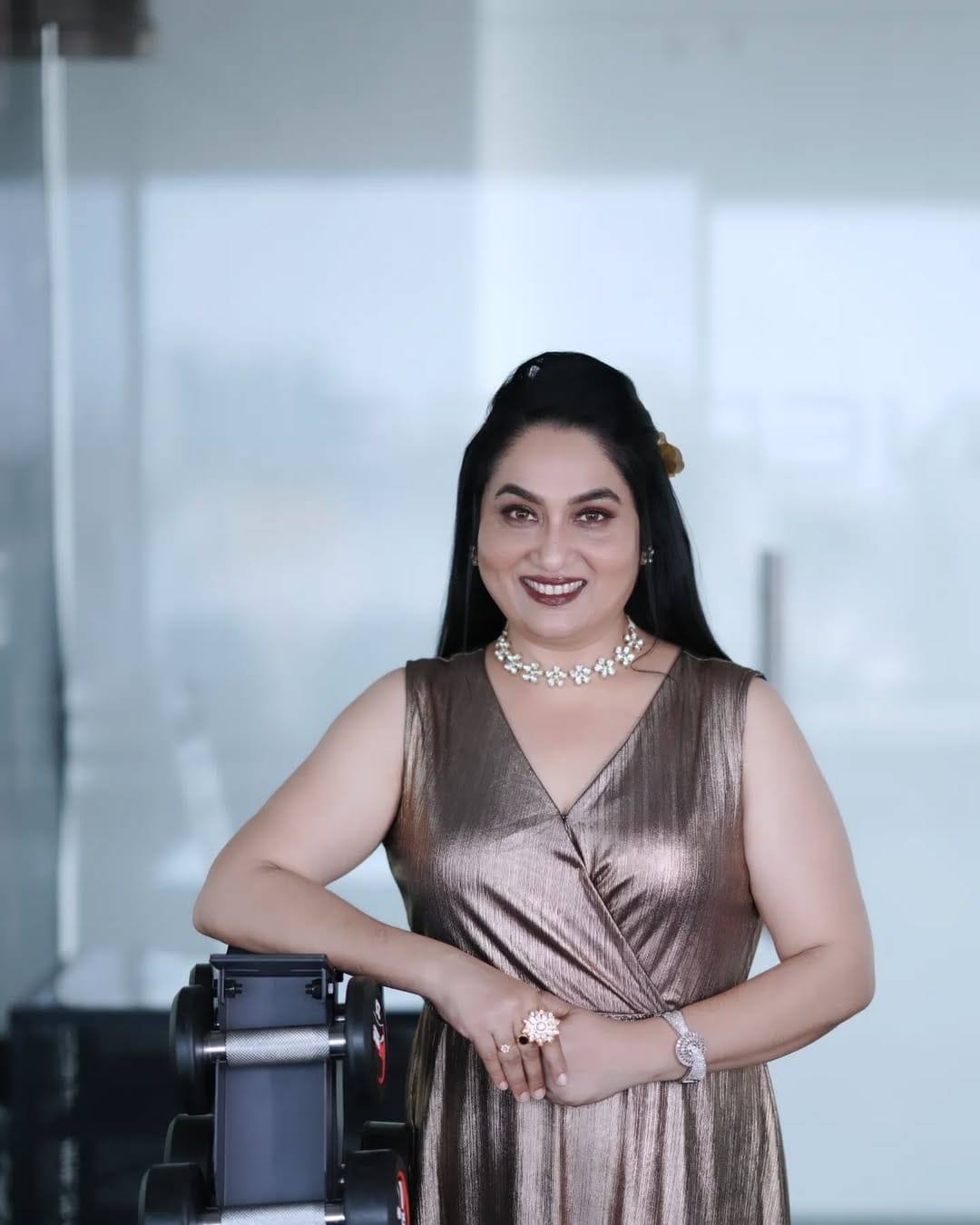 എന്നാൽ ഇതിനിടെയിൽ യമുന അഭിനയ രംഗത്ത് നിന്നും ഇടവേള എടുക്കുകയായിരുന്നു. എന്നാൽ പിന്നീട് താരം വീണ്ടും സീരിയലിലും സോഷ്യല് മീഡിയയിലും സജീവമായി.അഞ്ച് വർഷം മുൻപായിരുന്നു യമുനാ രണ്ടാമത് വിവാഹിതയായത്. അമേരിക്കയിലെ സൈക്കോ തെറാപ്പിസ്റ്റായ ദേവനാണ് യമുനയുടെ ഭർത്താവ്.