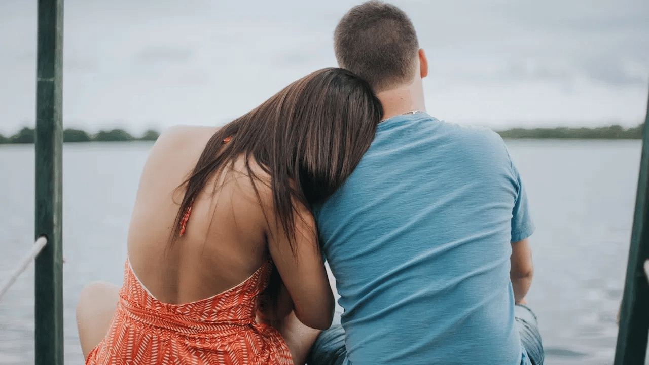 #DateTillYouHate എന്ന ഹാഷ്ടാഗ് ഉപയോഗിച്ചുള്ള TikTok, Instagram Reels വീഡിയോകളിലൂടെയാണ് ഈ ട്രെൻഡ് വൈറലായത്. ആളുകൾ തങ്ങളുടെ അനുഭവങ്ങൾ ഇതിലൂടെ പങ്കുവെക്കുന്നു.