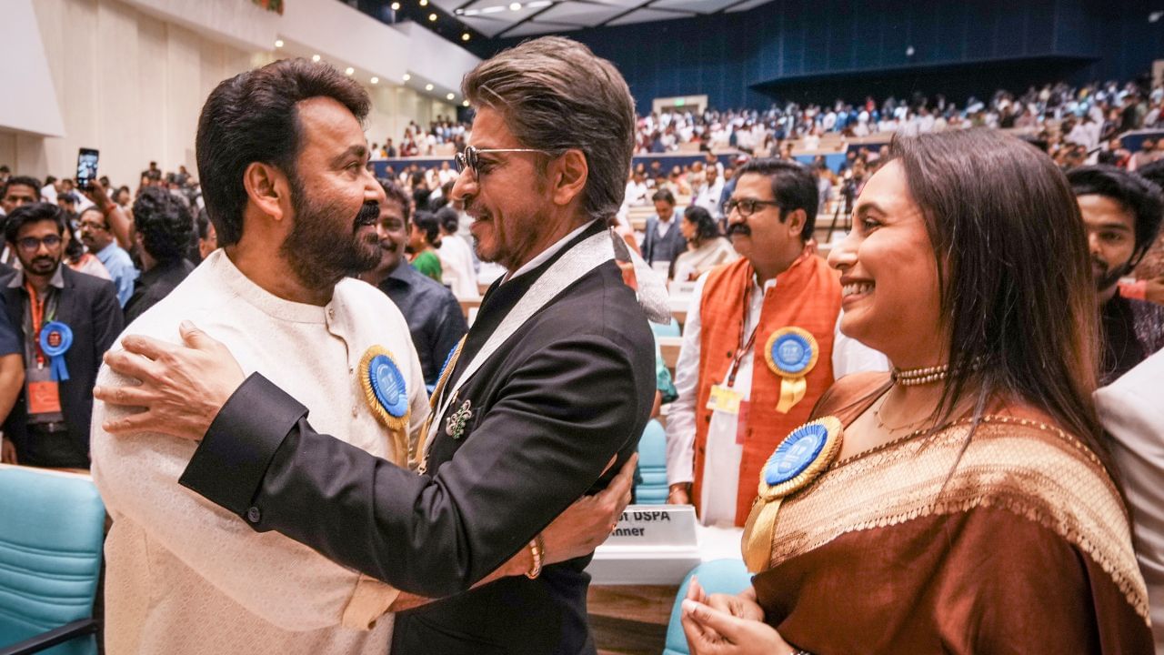 പുരസ്കാരം സ്വീകരിച്ചുകൊണ്ട് മോഹൻലാൽ, "എന്റെ ആത്മാവിന്റെ സ്പന്ദനമാണ് സിനിമ" എന്ന് പറഞ്ഞു. അദ്ദേഹത്തിന്റെ സിനിമാ ജീവിതം ചടങ്ങിൽ സ്ക്രീൻ ചെയ്യുകയും ചെയ്തു.