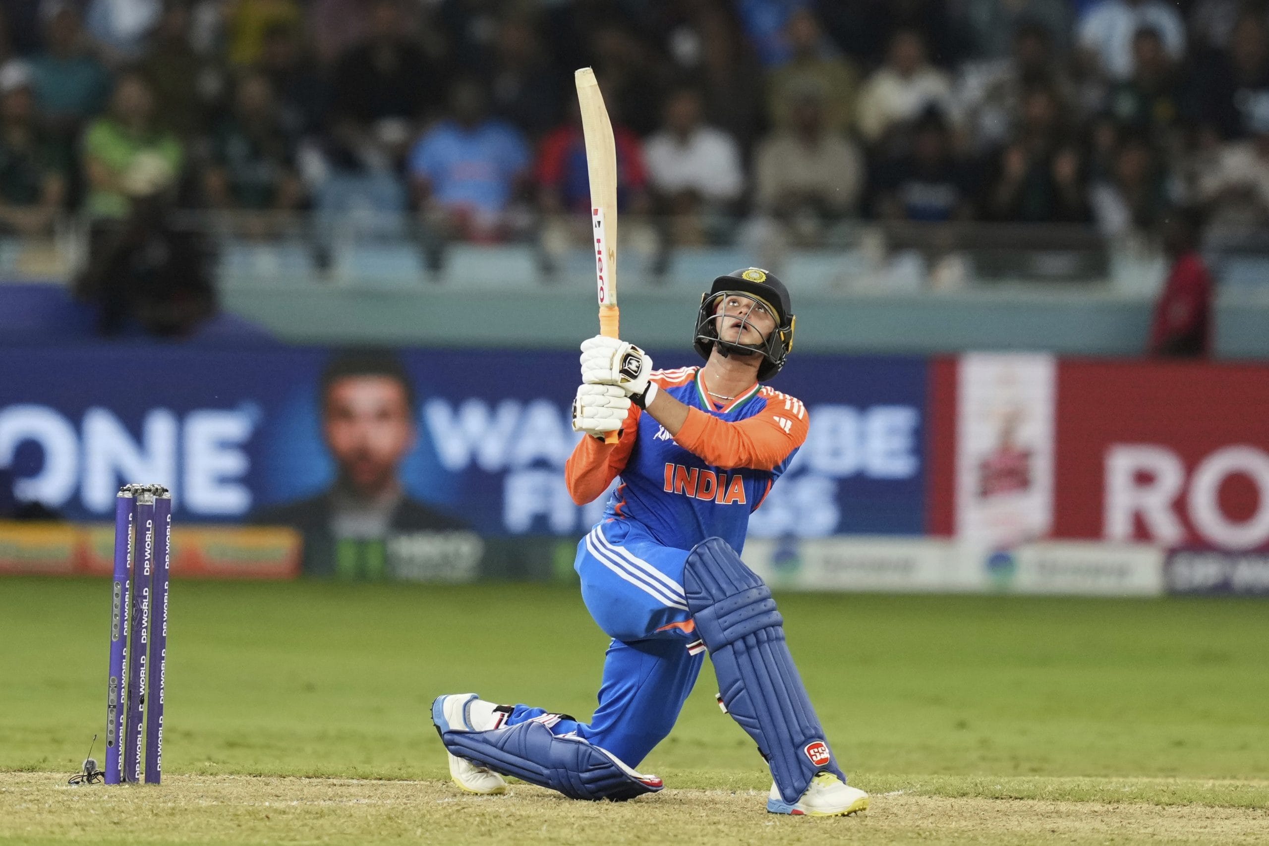 മത്സരത്തിന് ശേഷം ബിസിസിഐ ടിവിയ്ക്കായി സൂര്യകുമാർ യാദവിനോട് സംസാരിക്കുന്നതിനിടെയാണ് അഭിഷേക് തൻ്റെ ആഘോഷത്തിൻ്റെ കാരണം വെളിപ്പെടുത്തിയത്. "ഗ്ലൗസ് അഴിച്ച്, സ്ലീവ് പൊക്കിവച്ച് കാണിക്കുന്ന ആംഗ്യമില്ലേ? എന്താണ് അതിൻ്റെ അർത്ഥം?"- സൂര്യകുമാർ യാദവ് ചോദിച്ചു. 
