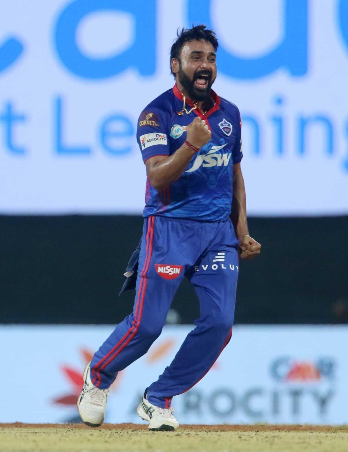 ഏഷ്യാ കപ്പിൽ ഗ്രൂപ്പ് ഘട്ടത്തിലും സൂപ്പർ ഫോറിലും പാകിസ്താനെ ഇന്ത്യ കീഴടക്കിയിരുന്നു. ഗ്രൂപ്പ് ഘട്ടത്തിൽ ഏഴ് വിക്കറ്റിനും സൂപ്പർ ഫോറിൽ ആറ് വിക്കറ്റിനുമാണ് ഇന്ത്യ വിജയിച്ചത്. ഈ മാസം 28ന് നടക്കുന്ന ഫൈനലിലും ഇന്ത്യ പാകിസ്താനെയാണ് നേരിടുക. 
