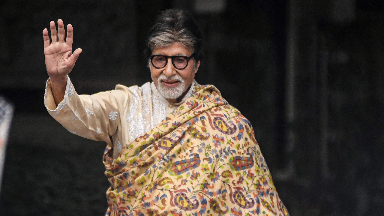 Amitabh Bachchan: ഓണാശംസയ്ക്ക് പിന്നാലെ ട്രോൾ, ഒടുവിൽ ക്ഷമ ചോദിച്ച് അമിതാഭ് ബച്ചൻ