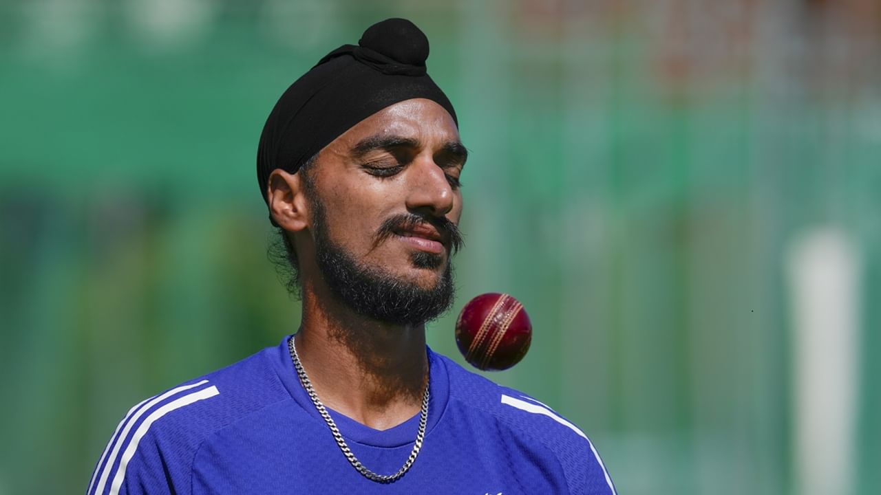 എതിരാളികള്‍ ശക്തര്‍ അല്ലാത്തതുകൊണ്ട് ഇന്ത്യന്‍ ടോപ് ഓര്‍ഡര്‍ ബാറ്റര്‍മാര്‍ കളി തീര്‍ക്കുന്നതിനാല്‍ മിഡില്‍ ഓര്‍ഡര്‍ ബാറ്റര്‍മാര്‍ക്ക് പോലും അവസരം ലഭിക്കുന്നില്ല. ഒമാനെതിരായ അടുത്ത മത്സരത്തില്‍ ഇന്ത്യയുടെ പ്ലേയിങ് ഇലവനില്‍ ചെറിയ മാറ്റങ്ങളുണ്ടായേക്കും (Image Credits: PTI)