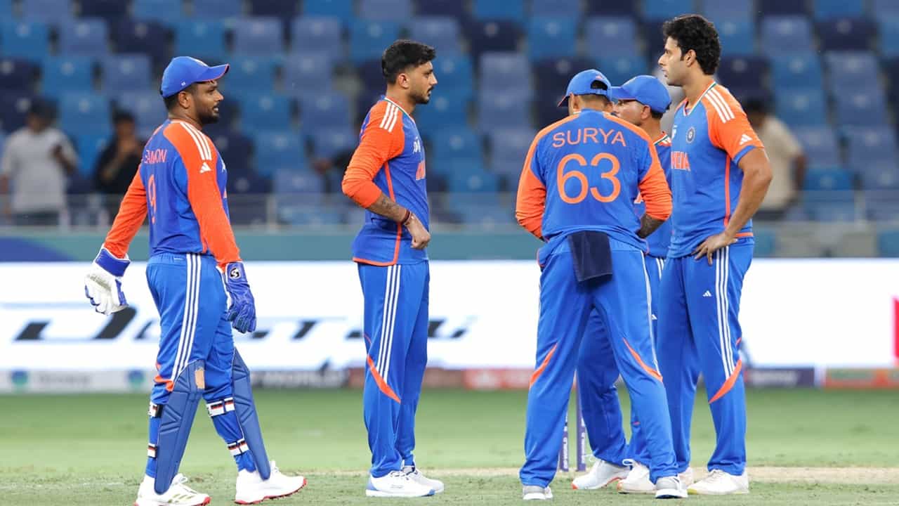 Asia Cup 2025: മുക്കിയും മൂളിയും 50 കടന്ന് യുഎഇ, ഇന്ത്യയ്ക്ക് 58 റണ്‍സ് വിജയലക്ഷ്യം