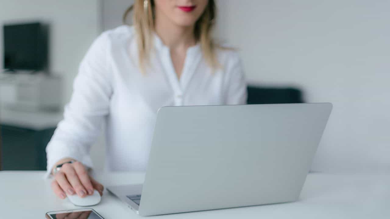 BEL Recruitment 2025: ബിഎസ്‌സിയോ ബിടെക്കോ ഉണ്ടോ? 70,000 രൂപ ശമ്പളത്തോടെ ജോലി നേടാം; ഭാരത് ഇലക്ട്രോണിക്‌സിൽ അവസരം