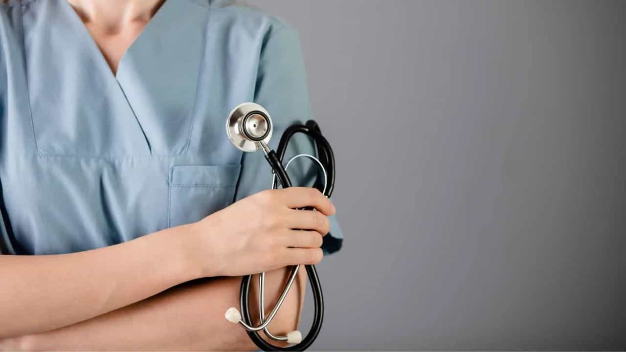 Calicut University Job: കാലിക്കറ്റ് സർവകലാശാല: സ്റ്റാഫ് നഴ്സ്, അസിസ്റ്റന്റ് പ്രൊഫസർ ഒഴിവുകൾ, യോ​ഗ്യത