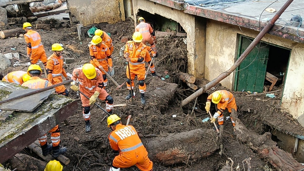 Chamoli Landslide: മണ്ണിടിച്ചിലില്‍ കാണാതായ അമ്മയുടെയും മക്കളുടെയും മൃതദേഹങ്ങള്‍ കണ്ടെത്തി