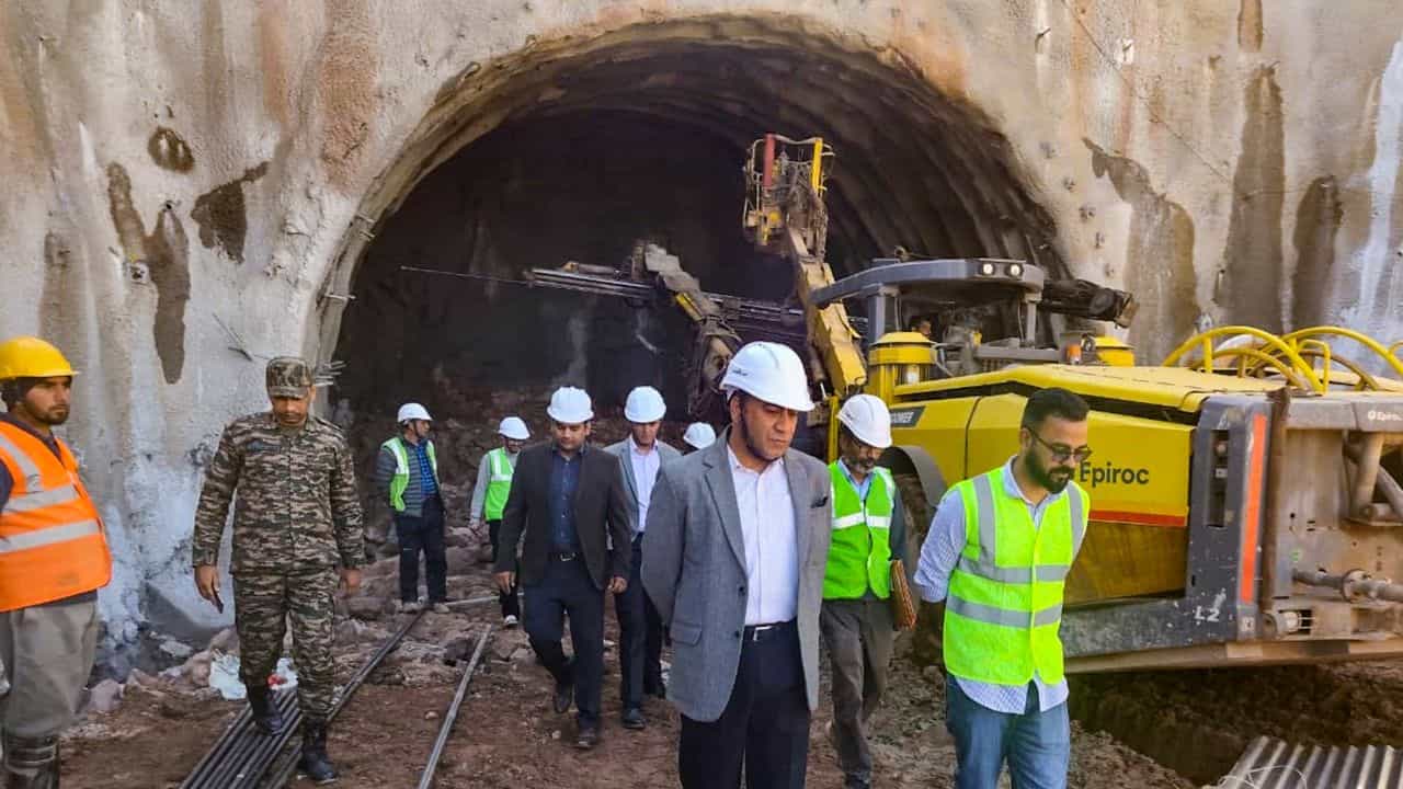 Engineer Vacancies: ഒരു ലക്ഷത്തിന് മുകളിൽ ശമ്പളം, എഞ്ചിനീയറിങ് കഴിഞ്ഞവർക്ക് അവസരം; ഇപ്പോൾ അപേക്ഷിക്കൂ