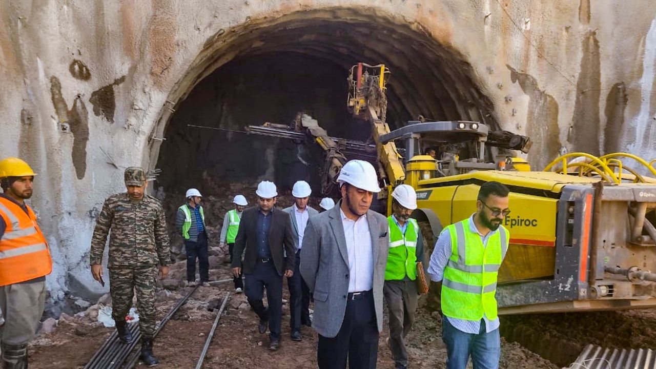 Engineer Vacancies: ഒരു ലക്ഷത്തിന് മുകളിൽ ശമ്പളം, എഞ്ചിനീയറിങ് കഴിഞ്ഞവർക്ക് അവസരം; ഇപ്പോൾ അപേക്ഷിക്കൂ