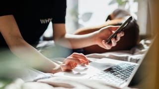 World Heart Day 2025: ഹെൽത്തി ഹാർട്ട്, ഹാപ്പി ലൈഫ്: വീട്ടിലിരുന്ന് ഹൃദയം കാക്കാം! വിദ​ഗ്ധർ പറയുന്ന ഈ കാര്യങ്ങൾ പതിവാക്കൂ