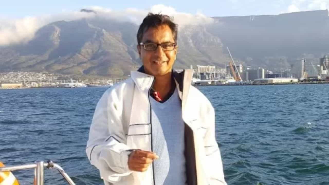 Indian Doctor Jailed in UK: നഴ്‌സിന്റെ മാറിടത്തിൽ പിടിച്ചു, വസ്ത്രം വലിച്ചൂരി; ഇന്ത്യൻ ഡോക്ടർക്ക് യുകെയിൽ ജയിൽ ശിക്ഷ