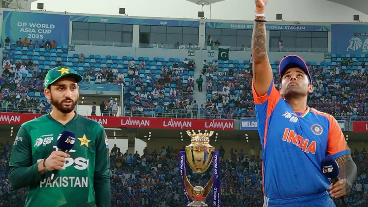 Asia Cup 2025: ഫൈനലില്‍ ടോസ് ഇന്ത്യയ്ക്ക്, ബൗളിങ് തിരഞ്ഞെടുത്ത് സൂര്യ; പ്ലേയിങ് ഇലവനില്‍ മാറ്റം