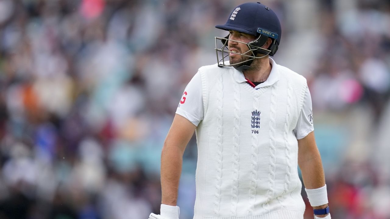 റെഡ് ബോൾ, ഫസ്റ്റ്-ക്ലാസ് ക്രിക്കറ്റ് പ്രൊഫഷണൽ കരിയറിന് അടിത്തറ പാകി. എല്ലാ അവസരങ്ങളിലേക്കുമുള്ള കവാടമായിരുന്നു ഇത്. ഫസ്റ്റ് ക്ലാസ്, റെഡ് ബോള്‍ ഫോര്‍മാറ്റുകളില്‍ നിന്നാണ് ക്രിക്കറ്റ് പഠിച്ചതെന്നും ജാമി ഓവര്‍ട്ടണ്‍ പറഞ്ഞു (Image Credits: PTI)