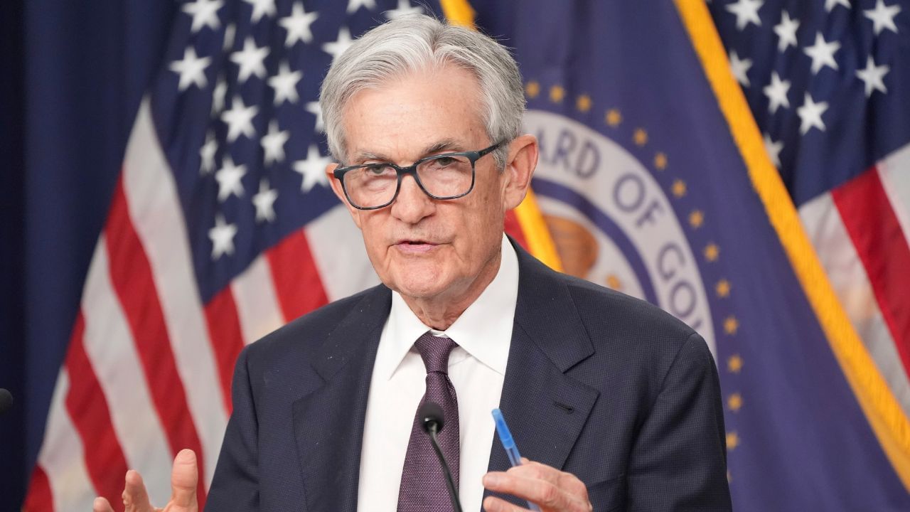 Federal Reserve: പലിശ നിരക്ക് കുറച്ച് യുഎസ്; കുതിച്ചെങ്കിലും താഴോട്ടിറങ്ങി സ്വര്‍ണം, ഡോളറിനും തകര്‍ച്ച