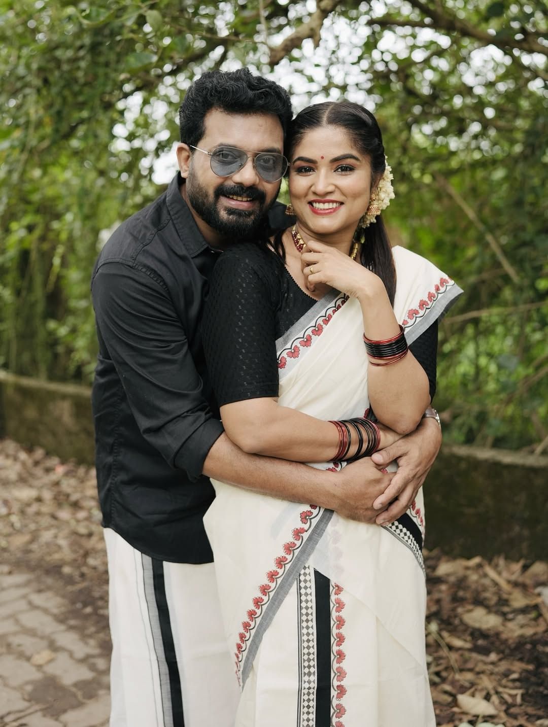 ബി​ഗ് ബോസ് മലയാളം സീസൺ ഏഴിൽ വൈൽഡ് കാർഡ് എൻട്രിയായാണ് നടൻ ജിഷിൻ മോഹൻ ഷോയിലെത്തിയത്. തുടക്കത്തിൽ പ്രേക്ഷക പിന്തുണ കുറവായിരുന്നെങ്കിലും പിന്നീട്  പ്രേക്ഷകരുടെയും സഹ മത്സരാർത്ഥികളുടെയും ഇഷ്‌ടം താരം നേടിയെടുത്തു. (Image Credits:Instagram)