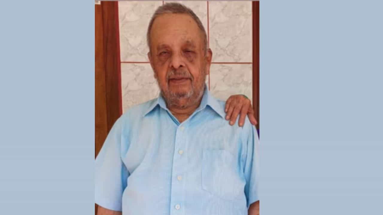 Kasaragod Man Death: വെള്ളമെടുക്കാൻ ഭാര്യയെ പറഞ്ഞയച്ചു; കാസർകോട് വയോധികൻ സ്വയം വെടിയുതിർത്ത് മരിച്ചു