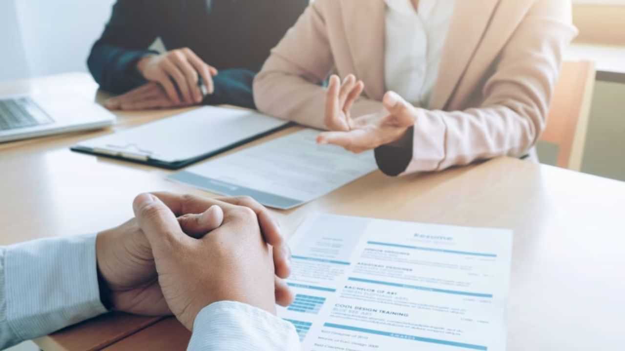 Kerala Assistant Prison Officer Recruitment: പത്താം ക്ലാസുകാർക്ക് ജയിൽ വകുപ്പിൽ അവസരം; തുടക്ക ശമ്പളം 27,900 രൂപ, അറിയേണ്ടതെല്ലാം