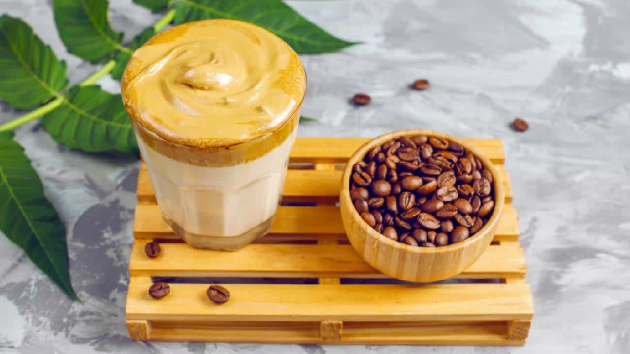 Korean Banana Coffee: സോഷ്യല്‍ മീഡിയയില്‍ തരംഗമായ കൊറിയന്‍ പാനീയം നമ്മുക്കും തയ്യാറാക്കാം