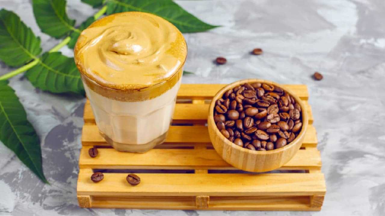 Korean Banana Coffee: സോഷ്യല്‍ മീഡിയയില്‍ തരംഗമായ കൊറിയന്‍ പാനീയം നമ്മുക്കും തയ്യാറാക്കാം