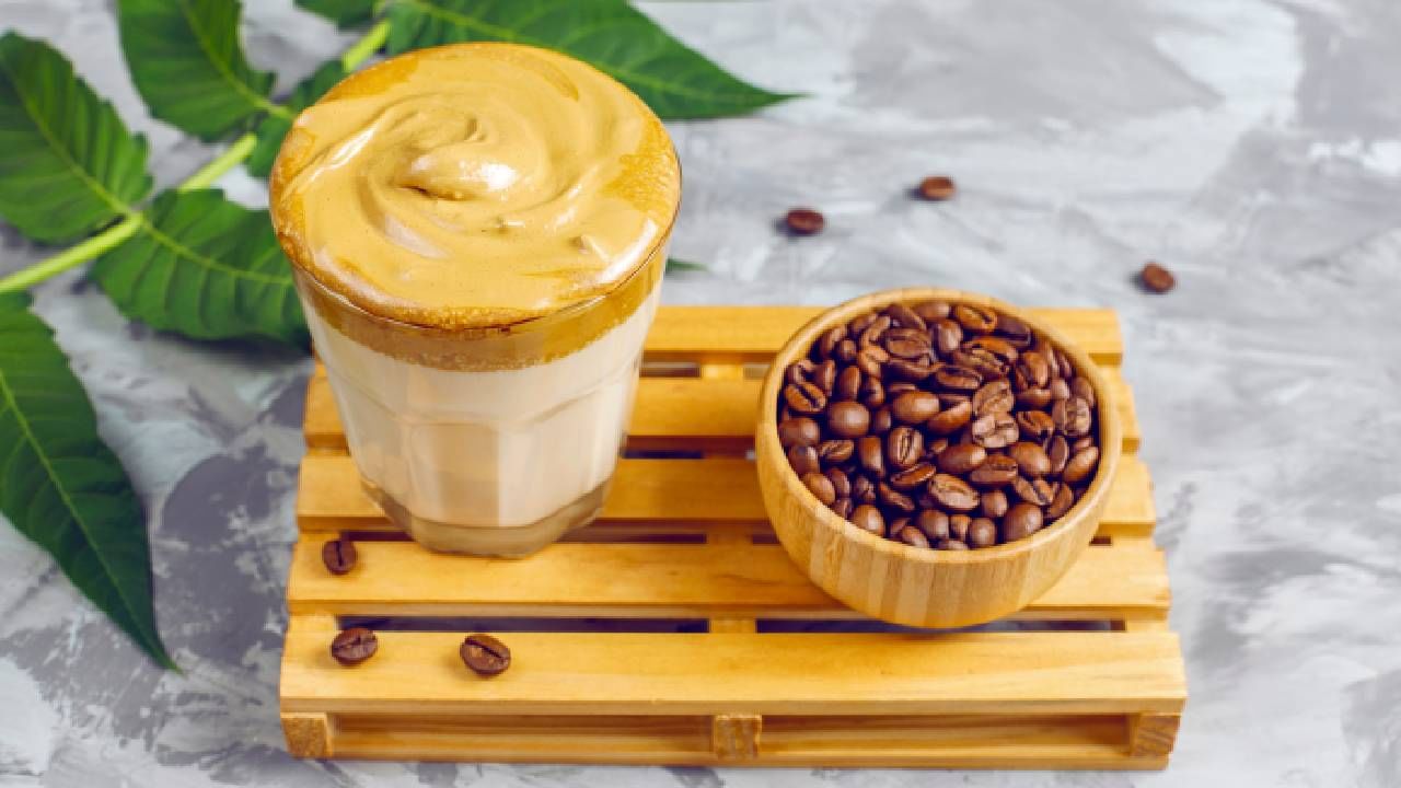 Korean Banana Coffee: സോഷ്യല്‍ മീഡിയയില്‍ തരംഗമായ കൊറിയന്‍ പാനീയം നമ്മുക്കും തയ്യാറാക്കാം