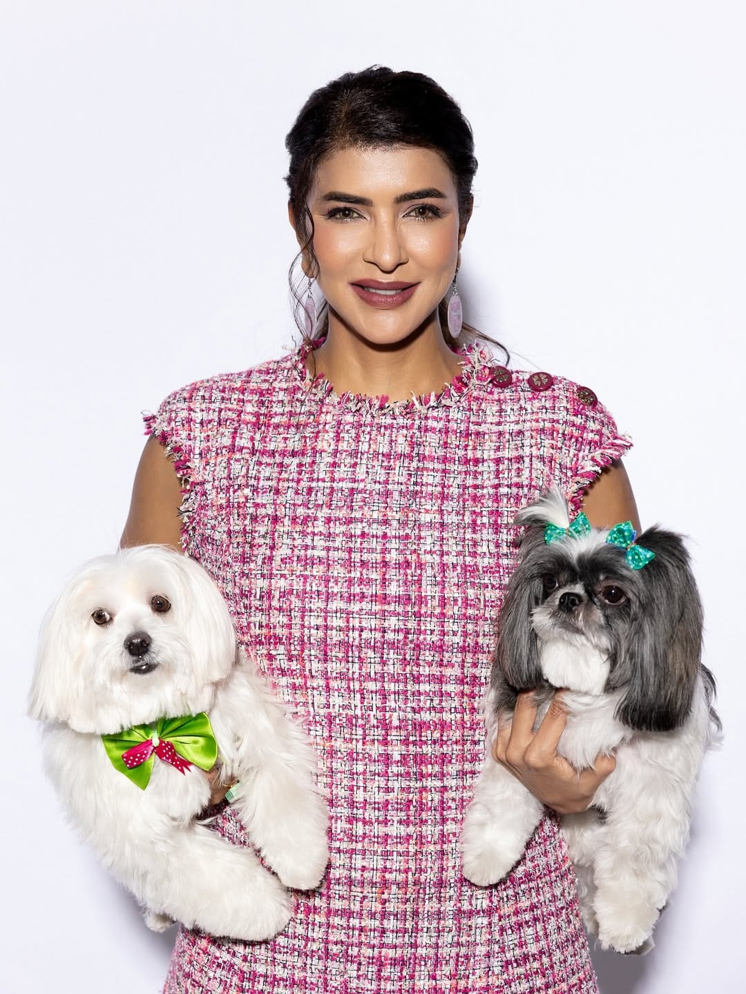 ഒരു പുരുഷന് ജീവിതം എന്നും ഒരുപോലെയായിരിക്കുമെന്നും പക്ഷേ ഒരു സ്ത്രീക്ക് വിവാഹിതയാകുന്നതോടെ കുട്ടികളും ഭർതൃകുടുംബവും മറ്റ് ഉത്തരവാദിത്തങ്ങളുമൊക്കെ വന്നുചേരുമെന്നാണ് ലക്ഷ്മി പറയുന്നത്. 
