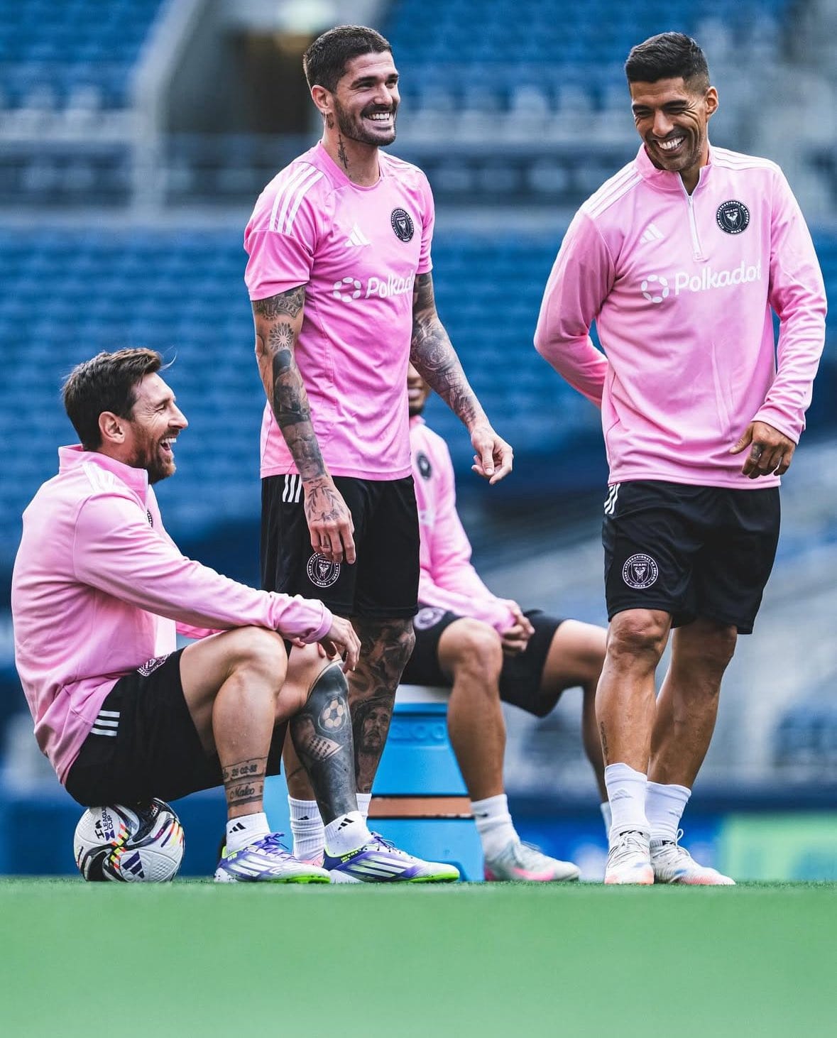 മേജർ ലീഗ് സോക്കർ ഈസ്റ്റേൺ കോൺഫറൻസിൽ ഇൻ്റർ മയാമി ആറാം സ്ഥാനത്താണ്. പട്ടികയിൽ ഒന്നാമതുള്ള ഫിലാഡൽഫിയയെക്കാൾ 11 പോയിൻ്റ് പിന്നിൽ 46 പോയിൻ്റാണ് ഇൻ്റർ മയാമിയ്ക്കുള്ളത്. എന്നാൽ, ഫിലാഡൽഫിയയെക്കാൾ നാല് മത്സരങ്ങൾ കുറച്ചേ മയാമി കളിച്ചിട്ടുള്ളൂ.
