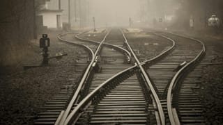 Rahul Mamkootathil: ’18 മുതൽ 60 വയസ് വരെയുള്ള സ്ത്രീകൾ ഇരകളാക്കപ്പെട്ടു’; രാഹുൽ മാങ്കൂട്ടത്തിലിനെതിരായ എഫ്ഐആർ സമർപ്പിച്ചു