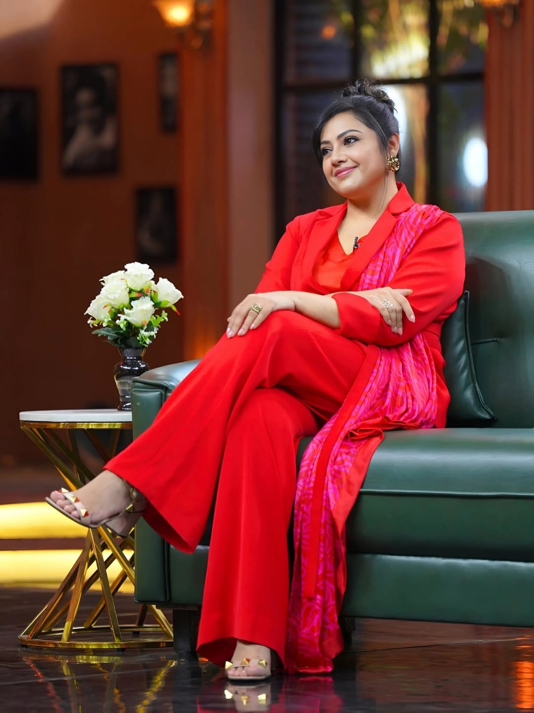 മീനയും താനും തമ്മിൽ ആരോഗ്യകരമായ മത്സരമായിരുന്നു ഉണ്ടായത് എന്നാണ് നടി പറയുന്നത്.  സൗന്ദര്യ വളരെ കഴിവുള്ളവളായിരുന്നു. തന്റെ അടുത്ത സുഹൃത്ത് കൂടിയായിരുന്ന സൗന്ദര്യയുടെ മരണവാർത്ത ഏറെ ഞെട്ടലുണ്ടാക്കിയെന്നാണ് മീന പറയുന്നത്.