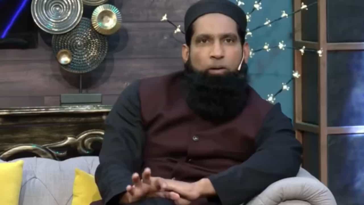 Asia Cup 2025: സൂര്യകുമാർ യാദവിനെ പന്നി എന്ന് വിളിച്ച് മുഹമ്മദ് യൂസുഫ്; വിഡിയോ സമൂഹമാധ്യമങ്ങളിൽ പ്രചരിക്കുന്നു Asia Cup 2025: സൂര്യകുമാർ യാദവിനെ പന്നി എന്ന് വിളിച്ച് മുഹമ്മദ് യൂസുഫ്; വിഡിയോ സമൂഹമാധ്യമങ്ങളിൽ പ്രചരിക്കുന്നു