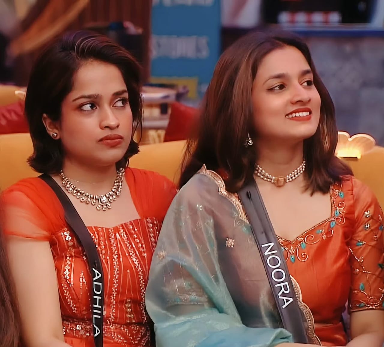 ബിഗ് ബോസ് മലയാളത്തിന്റെ ചരിത്രത്തിൽ ആദ്യമായാണ് ഒരു ലെസ്ബിയൻ കപ്പിൾ മത്സരാർത്ഥികളായി എത്തുന്നത്.  ആദില നസ്രിനും നൂറ ഫാത്തിമയുമാണ് സീസൺ ഏഴിന്റെ ഭാഗമായി വീടിനുള്ളിൽ പ്രവേശിച്ചത്. ആദ്യ ദിവസങ്ങളിൽ വളരെ നിശ്ബദയായി നിൽക്കുന്ന ആദിലയെയും നൂറയെയുമാണ് കാണാൻ സാധിച്ചത്.(Image Credits:Instagram)