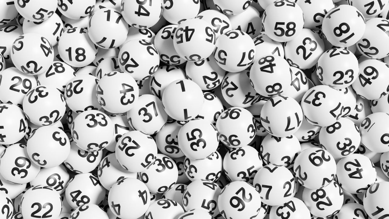 Lucky Numbers: അലച്ചില്‍ നിര്‍ത്തൂ! നിങ്ങളുടെ ഭാഗ്യസംഖ്യ ഇതാണ്‌