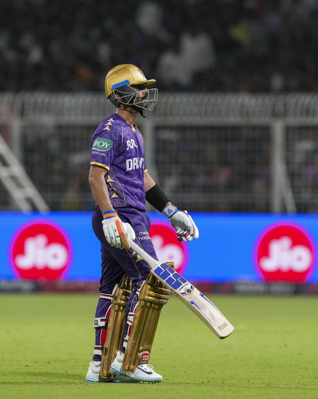 ഏഷ്യാ കപ്പിൽ യുഎഇ താരം ജുനൈദ് സിദ്ധിഖിനെതിരായ റണ്ണൗട്ട് അപ്പീൽ പിൻവലിച്ചതിനെ അനുകൂലിച്ച് അജിങ്ക്യ രഹാനെ. ക്യാപ്റ്റൻ സൂര്യകുമാർ യാദവും ഇന്ത്യൻ ടീം മാനേജ്മെൻ്റും എടുത്തത് നല്ല തീരുമാനമാണെന്ന് രഹാനെ പറഞ്ഞു. തൻ്റെ യൂട്യൂബ് ചാനലിലൂടെയാണ് പ്രതികരണം. (Image Credits- PTI)