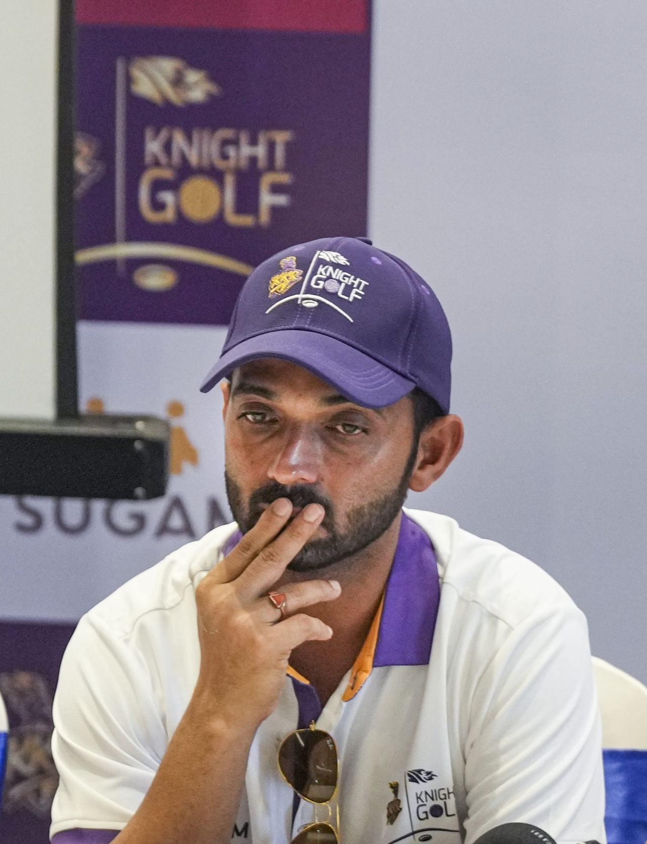 "ക്യാപ്റ്റൻ സൂര്യയുടെയും ടീം ഇന്ത്യയുടെയും നല്ല ഒരു തീരുമാനമായിരുന്നു അത്. കാരണം, ജുനൈദ് റണ്ണിനായി ശ്രമിക്കുകയായിരുന്നില്ല. ക്രീസ് എവിടെയായിരുന്നു എന്ന് അദ്ദേഹത്തിന് അറിവുണ്ടായിരുന്നില്ല."- തൻ്റെ യൂട്യൂബ് ചാനലിൽ പോസ്റ്റ് ചെയ്ത വിഡിയോയിലൂടെ രഹാനെ പ്രതികരിച്ചു.